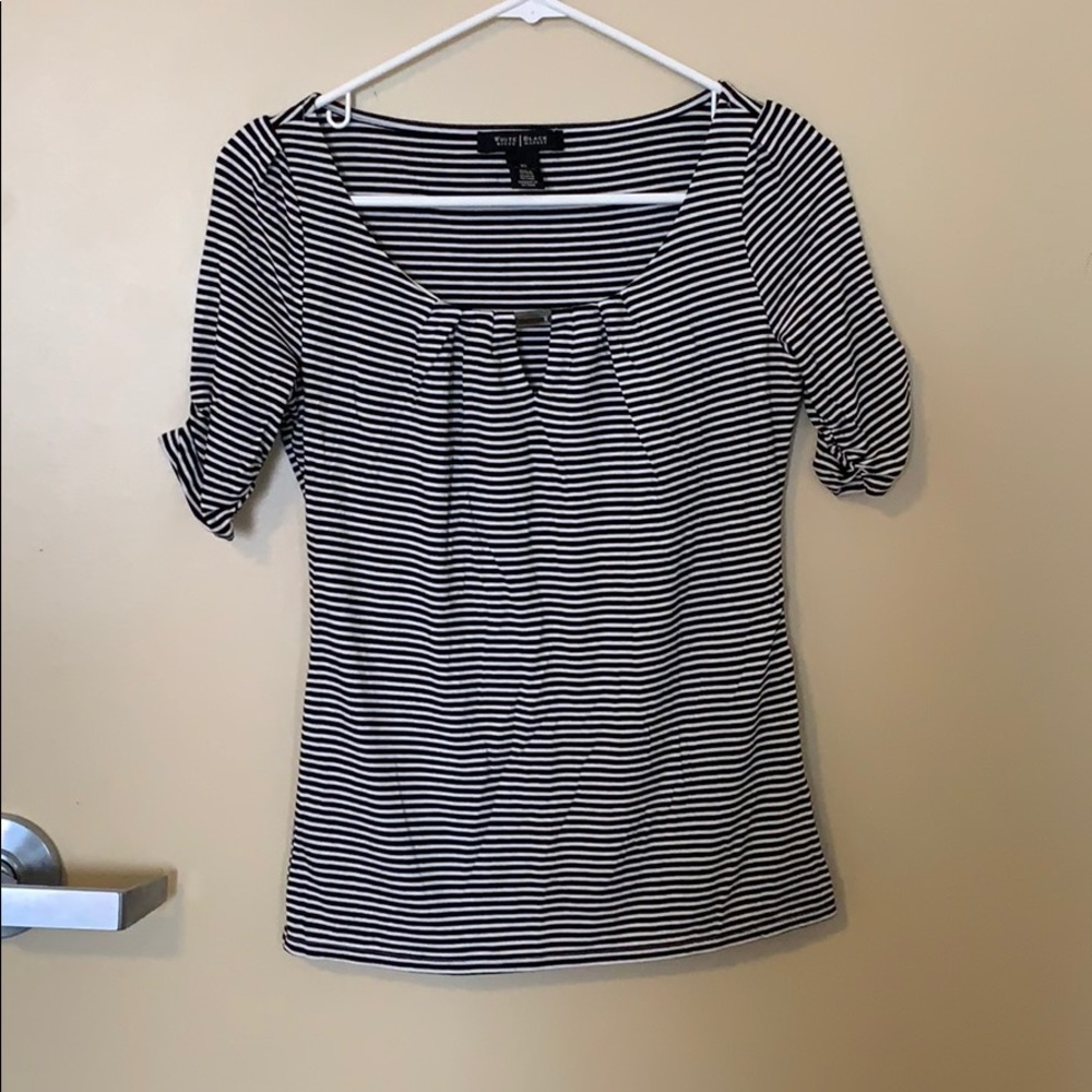 New White house black market top